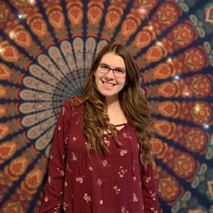 Meet your Posher, Lauren